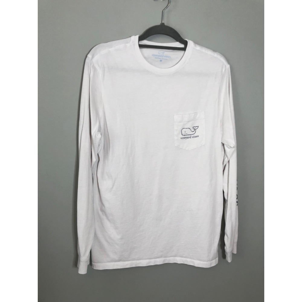 Vineyard Vines Long Sleeve Pocket T-Shirt Mens Medium White Whale Graphic Tee